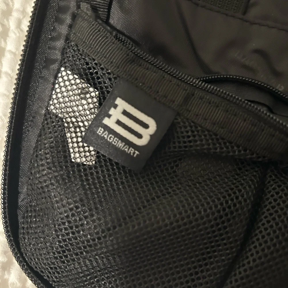 Bahamas’s Gray Tech Bag